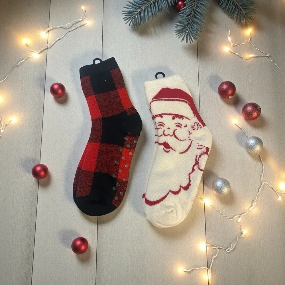 Festive Christmas Youth Socks - The COZY Sock Collection - NWT - (2) Pair